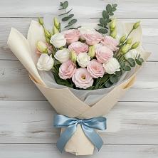 Букет цветов из:  Лизиантусы в Цементном