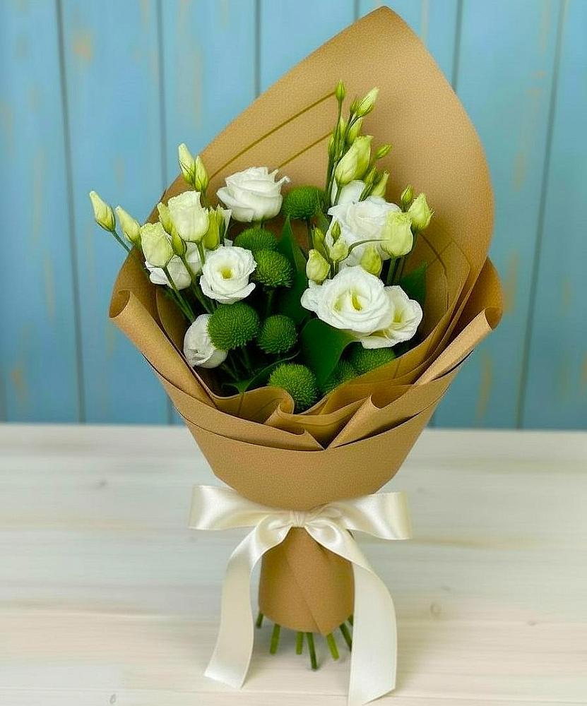 Букет цветов из: Хризантемы и Лизиантусы в Цементном