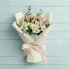 Букет цветов из:  Альстромерии в Цементном