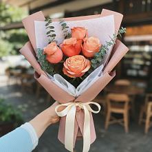 Букет цветов из:  Розы #REPLACE_PRED# Цементном