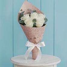 Букет цветов из:  Розы в Цементном