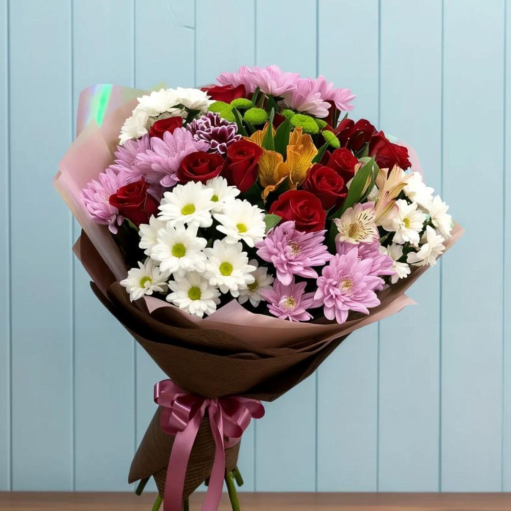 Букет цветов из: Розы, Хризантемы и Альстромерии в Цементном