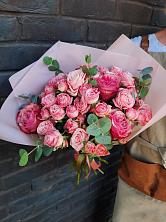 Букет цветов из:  Розы в Цементном