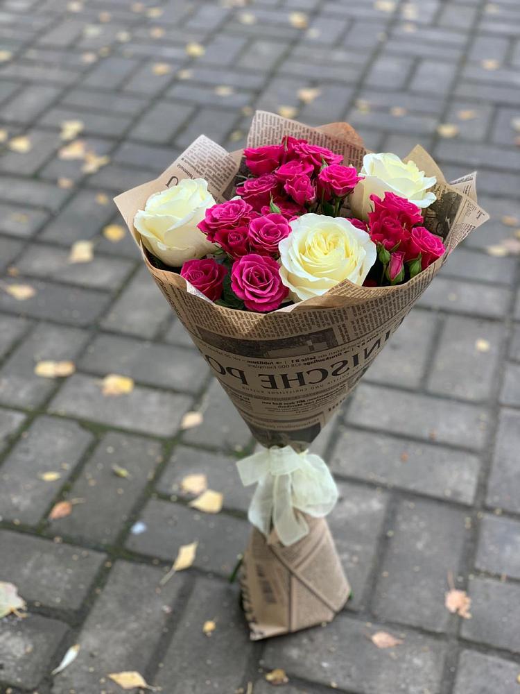 Букет цветов из: Розы в Цементном