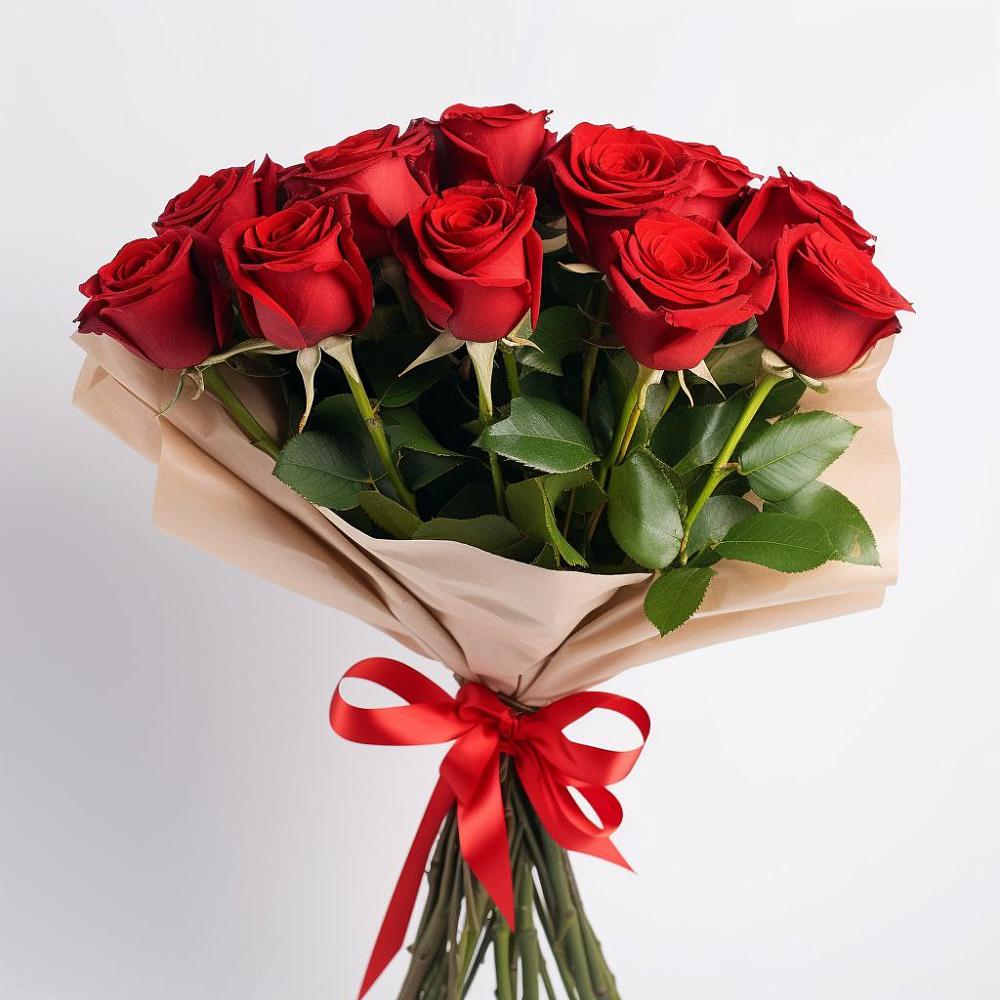 Букет 11 Красных роз Эдлесс Лав в Цементном