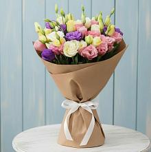 Букет цветов из:  Лизиантусы в Цементном